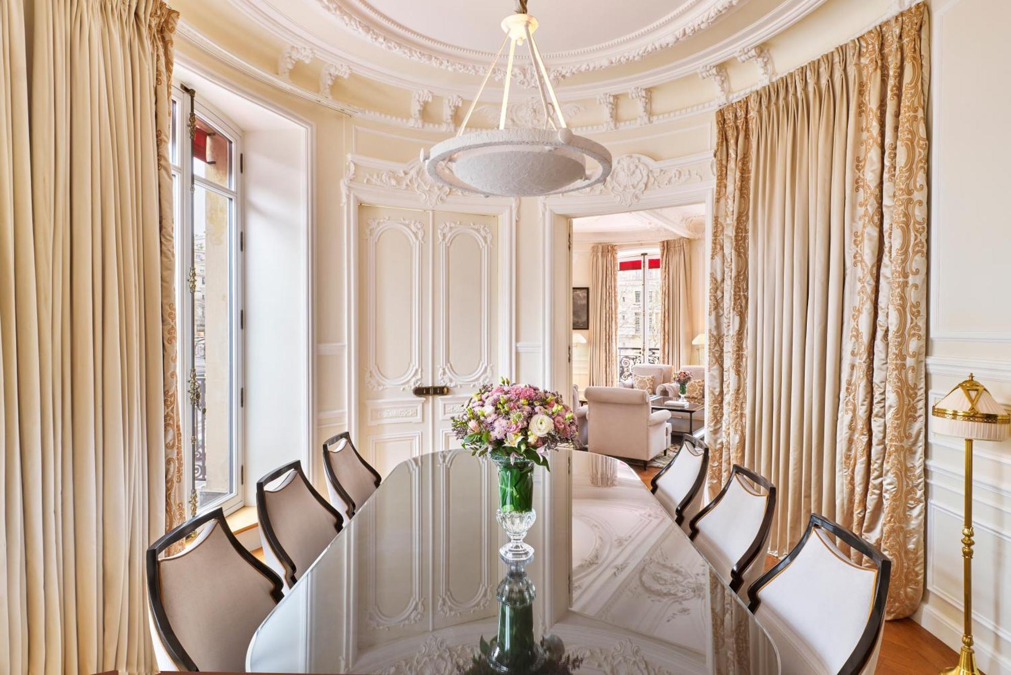 Hotel Barriere Fouquet'S París Exterior foto